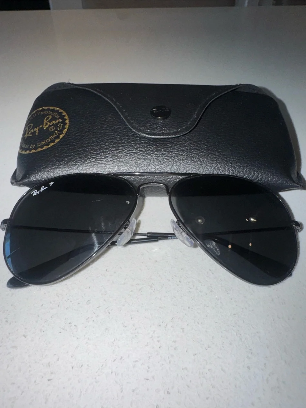 Ray-Ban Black Aviator Sunglasses with Case